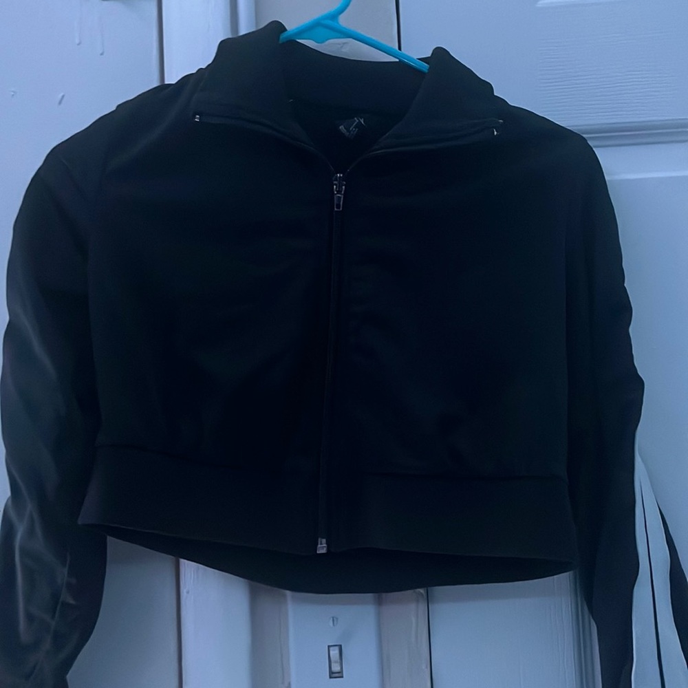 crop top jacket